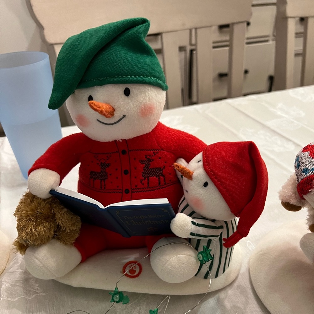 Hallmark Singing Snowman- Dad and Son